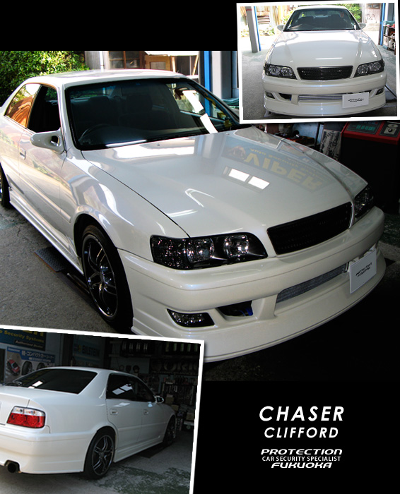 TOYOTA CHASER ���ɐ��Y�͏I�����Ă��܂��Ă��邪�A�����ɋ����l�C������B�͋����^�[�{�G���W����280ps�𔭊����A�h���t�g���͂��߃X�|�[�c�u���̃��[�U�[����A��Ƃ肠�鑖������߂郆�[�U�[�ɂ��x�������B�l�C�Ԏ�̂ɃJ�[�Z�L�����e�B�ɂ��C�������A���E�ŋ����ւ�CLIFFORD���C���X�g�[���B���i�����ԂƑ��葱���Ă���������悤����Ă���܂��B
