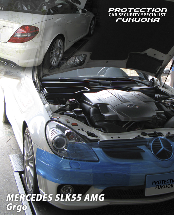 MERCEDES SLK55 AMG �ō��o��265kW�q360PS�r�A5.5���b�g�� V�^8�C���G���W�����ځB���[�^�[�X�|�[�c�Ő��X�̏������l�����A���̋P���������т��x�[�X�ɁA���傫�ȑ���̊��т̂��߂̋Z�p�v�V�𑱂���A�����Z�f�X�E�x���cAMG�B���̏�M���ASLK�N���X�ɔ�ނȂ����l�������炷�B���̍ō��̃p�t�H�[�}���X����邽��Grgo���C���X�g�[���B