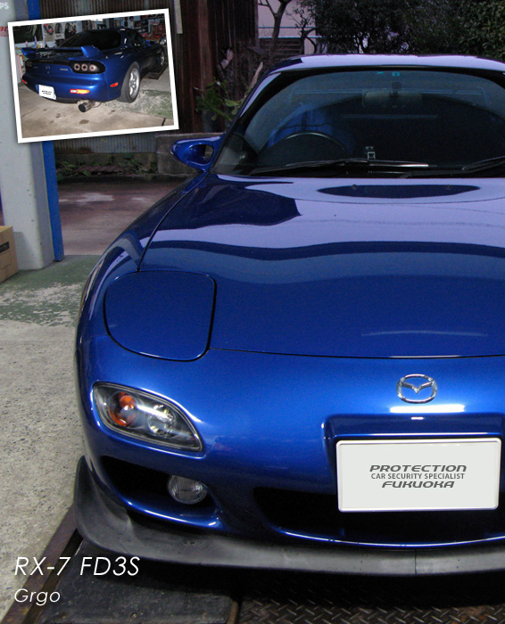 MAZDA RX-7 ���[�^���[�G���W�����ڂ��X�|�[�c�J�[�Ƃ��Ĕ��Q�̉^�����\�ƃX�^�C�����O�����B���̊O�ς͐��Y�I���ƂȂ������݂ł��F�򂹂邱�Ƃ͂Ȃ��B����ȃ{�f�B���C���ƑN�₩�ȃu���[�����LED�ŃJ�X�^�����{���I�[�i�[�̍������������B�ԗ��͔ۂ����ɂ��l�ڂ��䂫���܂��B�Z�L�����e�B�V�X�e���ɂ͍��Y�Z�L�����e�B��Grgo�𑕒��B
